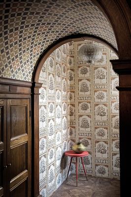 6348145_brown spots 2.jpg